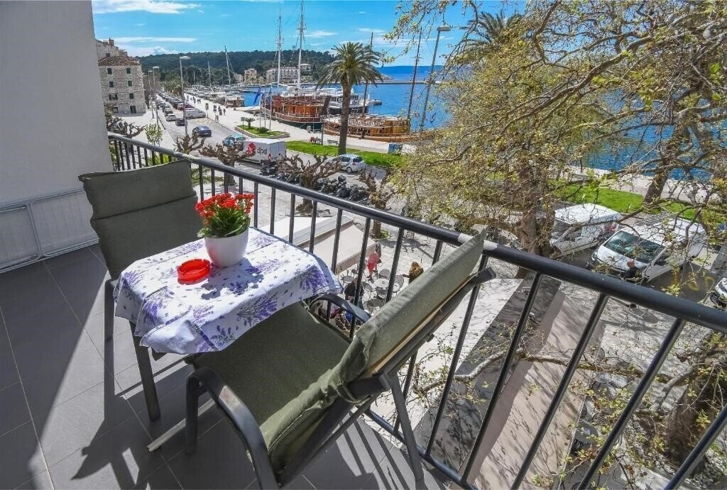 Готель App Joviz 3*