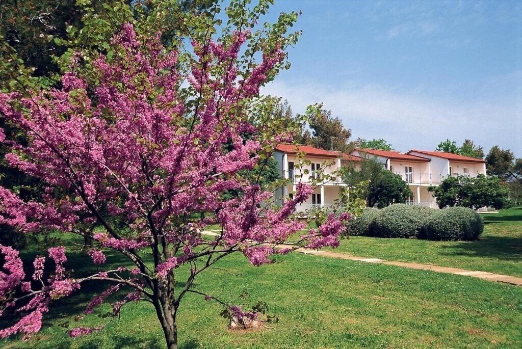 Готель Ai Pini Medulin Resort 2*