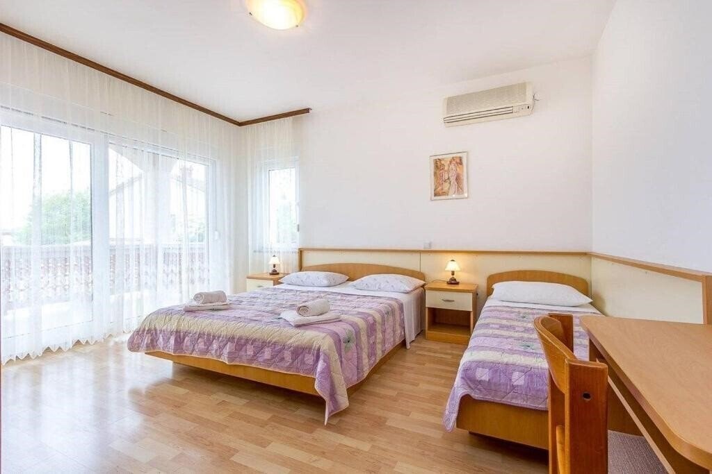 Фото Nevija Private Apartment 3*