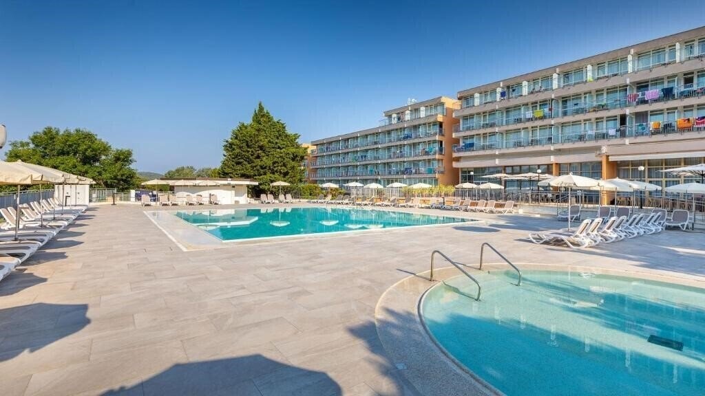 Изображение Arena Hotel Holiday 3*