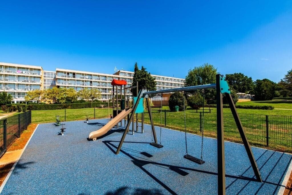 Картинка Arena Hotel Holiday 3*