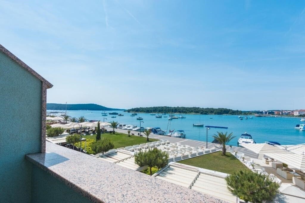 Фото Riva Apartment апартаменты