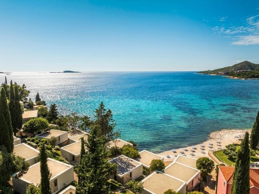 Готель Villa Mlini 4*