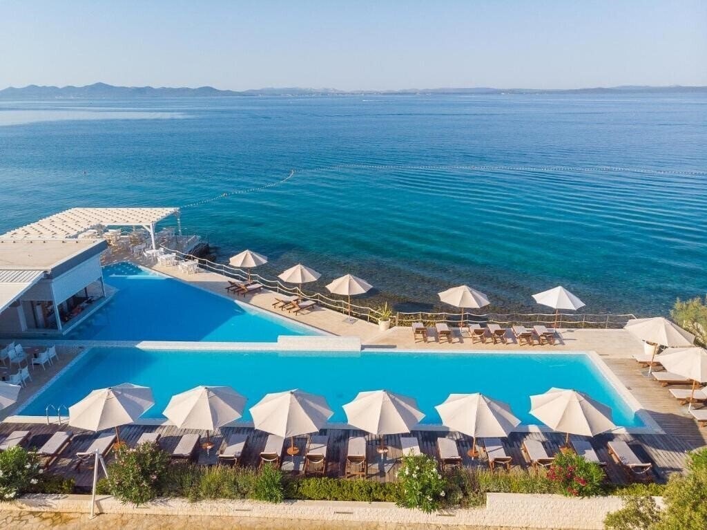 Отель Falkensteiner Apartments Petrcane 4*