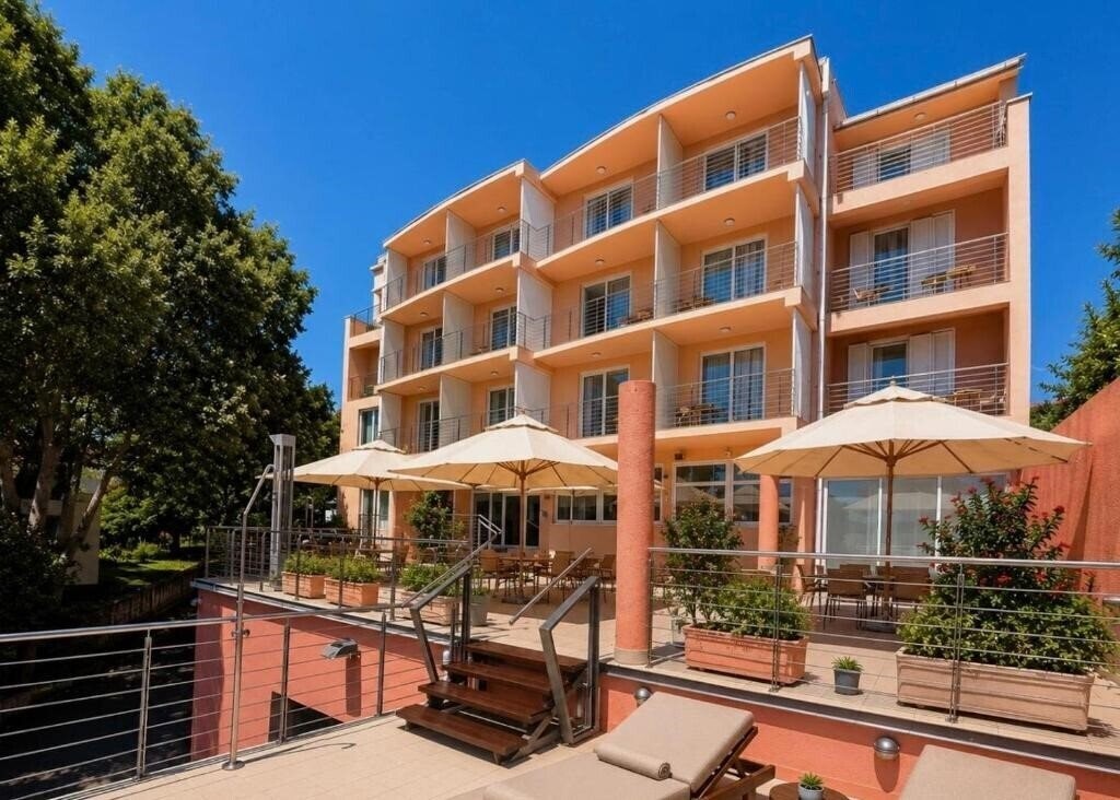 Отель Hotel Tamaris 4*