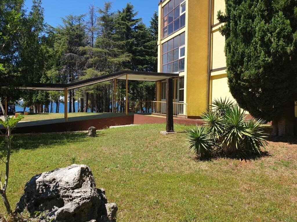Картинка Youth Hostel Pinesta хостел