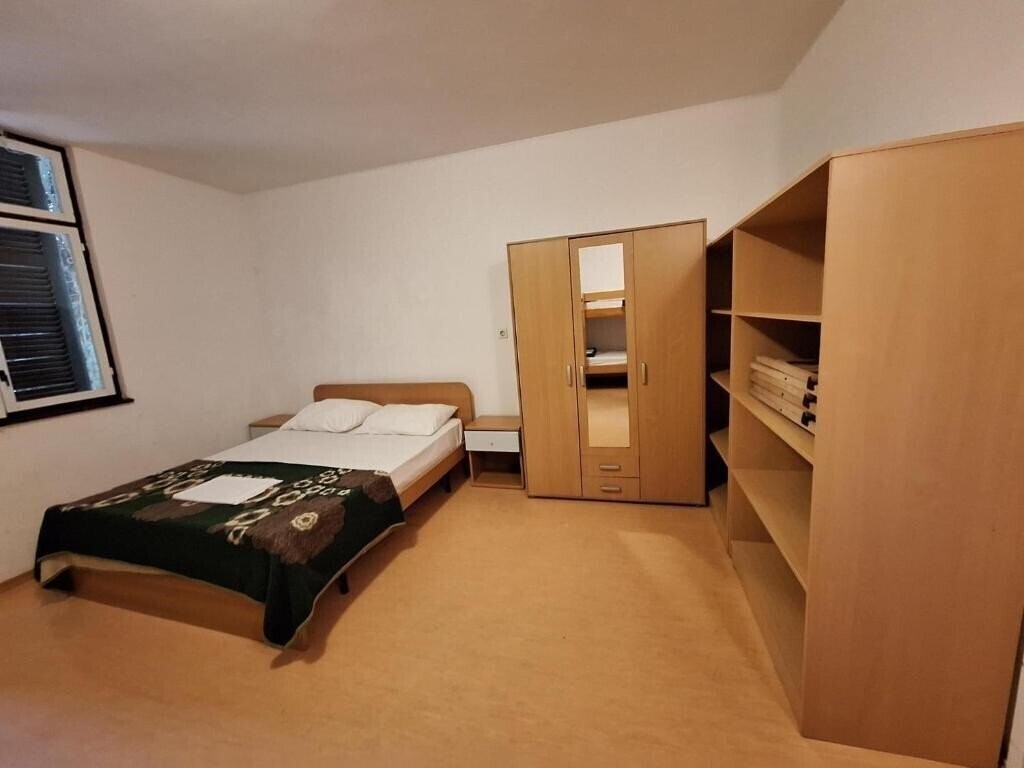 Фото Youth Hostel Pinesta хостел
