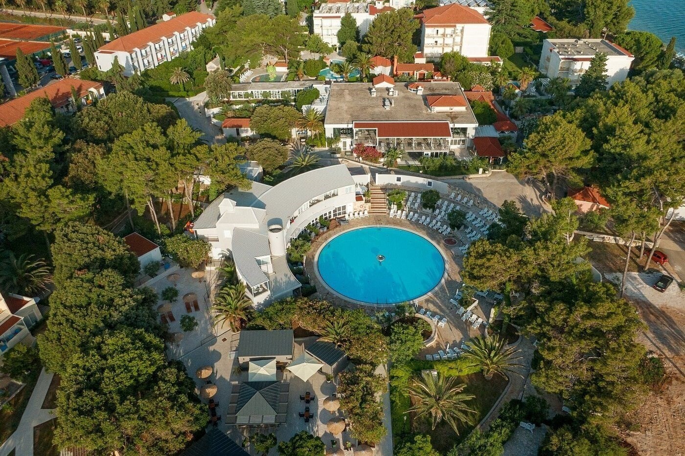 Отель Tui Suneo Supetar 4*