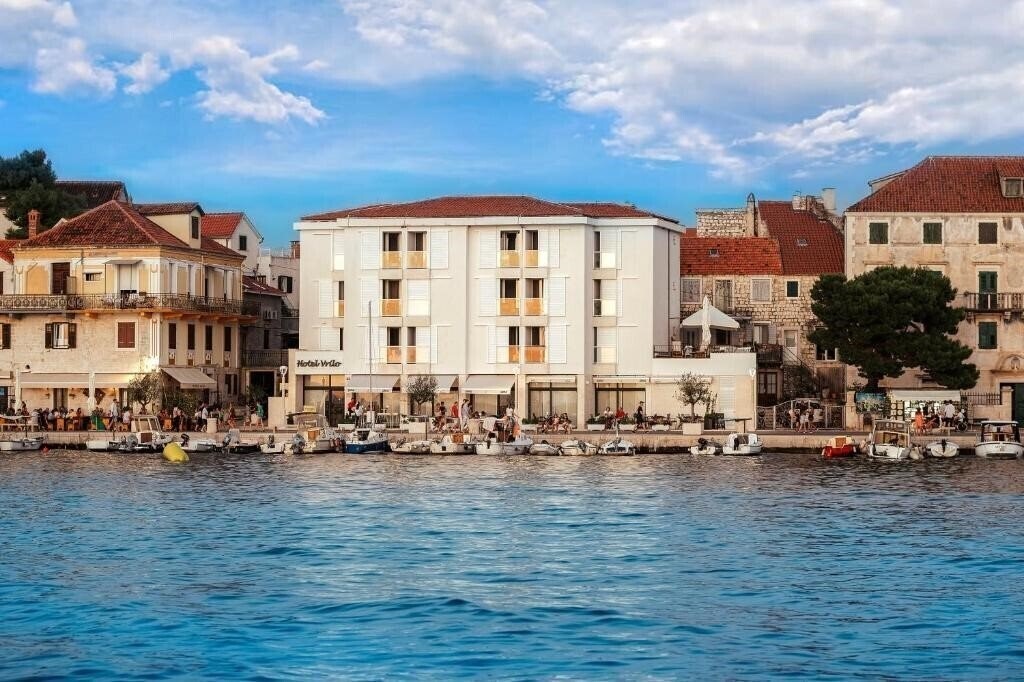 Картинка Vrilo 4*