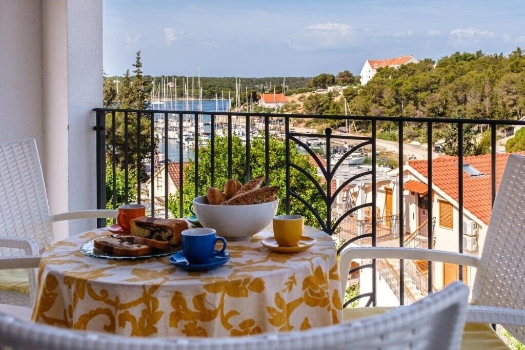 Зображення Villa Milna Bay 4*