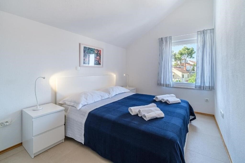 Картинка Villa Milna Bay 4*