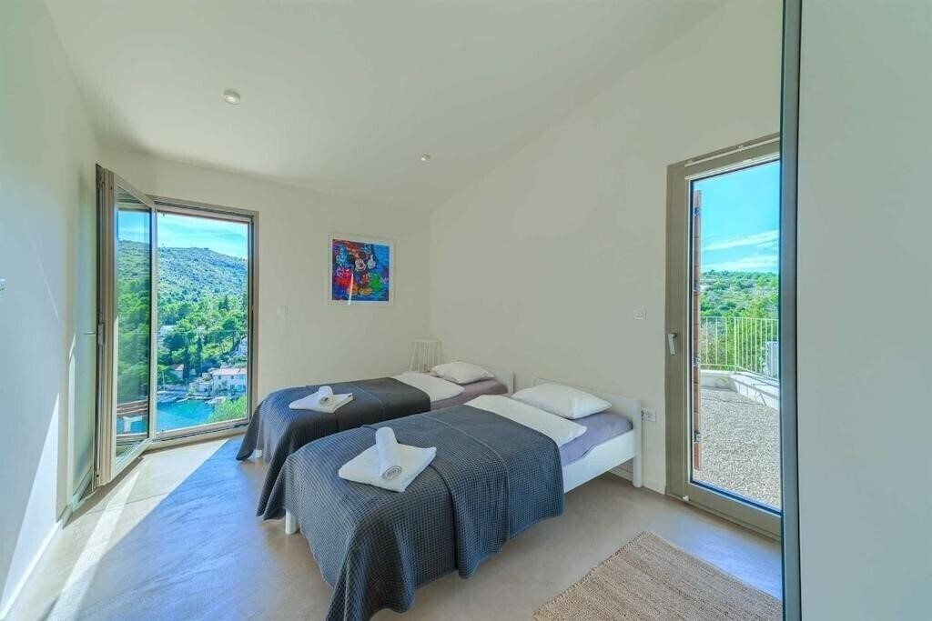 Фото Villa Pine Haven 4*