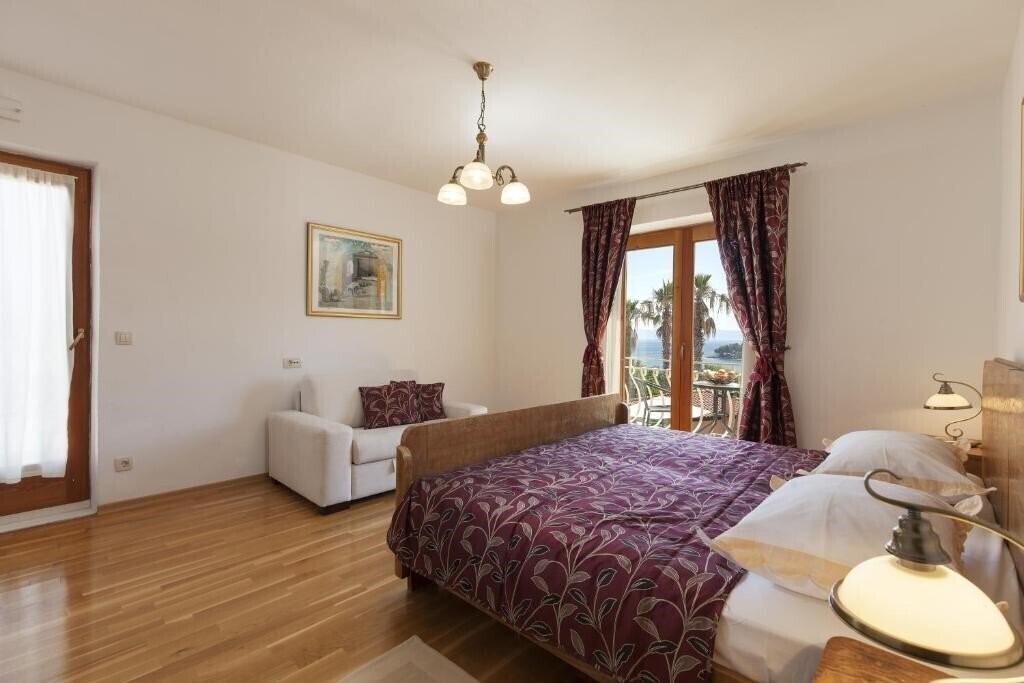 Фото Villa Vjeka 4*