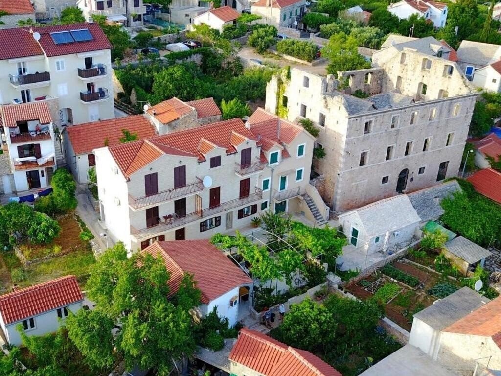 Готель Apartments Paloc 3*