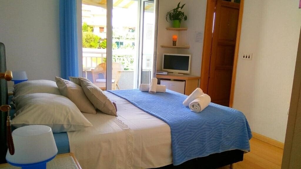 Фото Apartments Desa Petric 3*