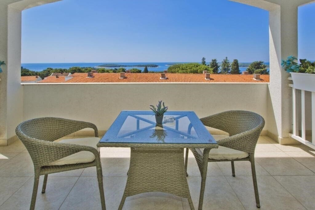 Фотография Apartments Violeta Hvar 3*