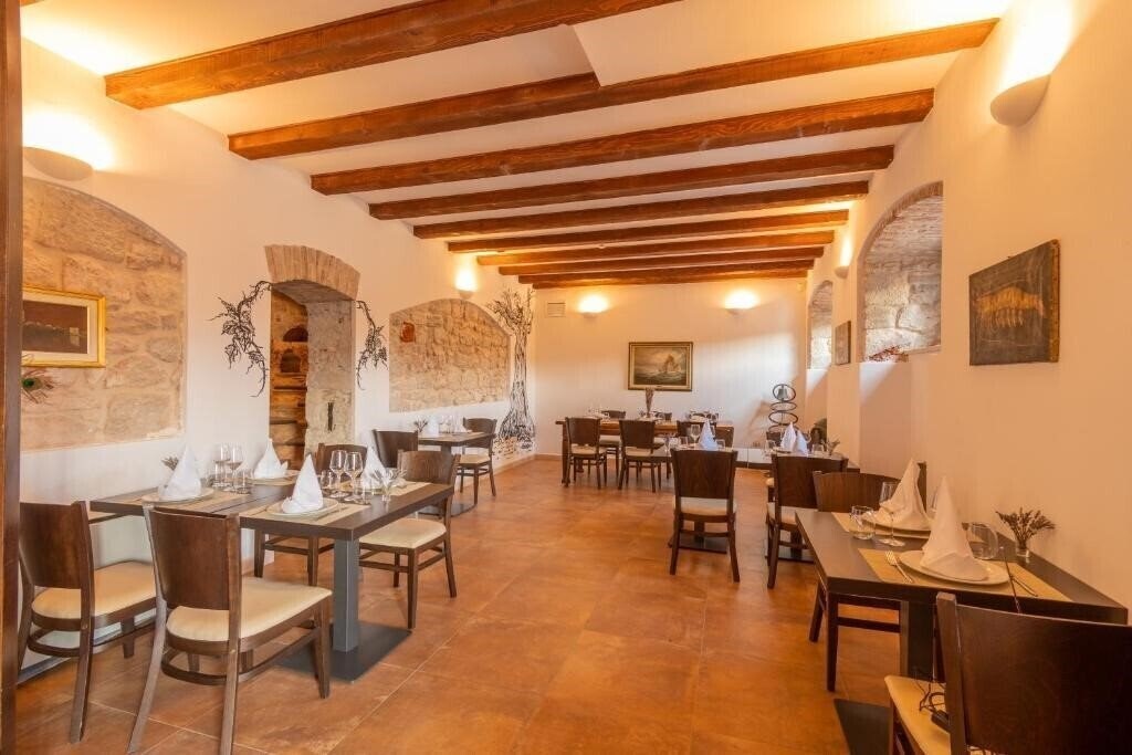Фото B&B Heritage Villa Apolon 4*