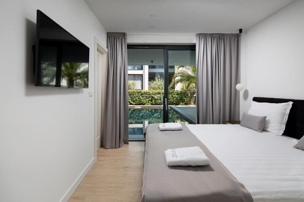 Фото Hadrie Luxury Resort & Villas Azimut 5*