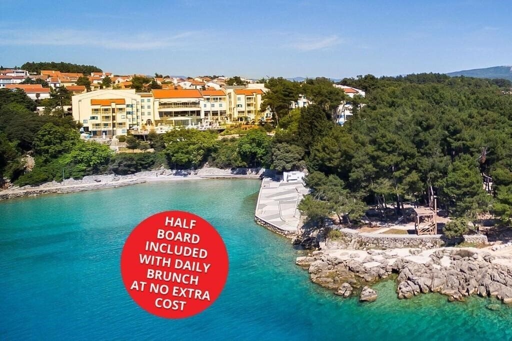 Отель Sunny Krk by Valamar 3*