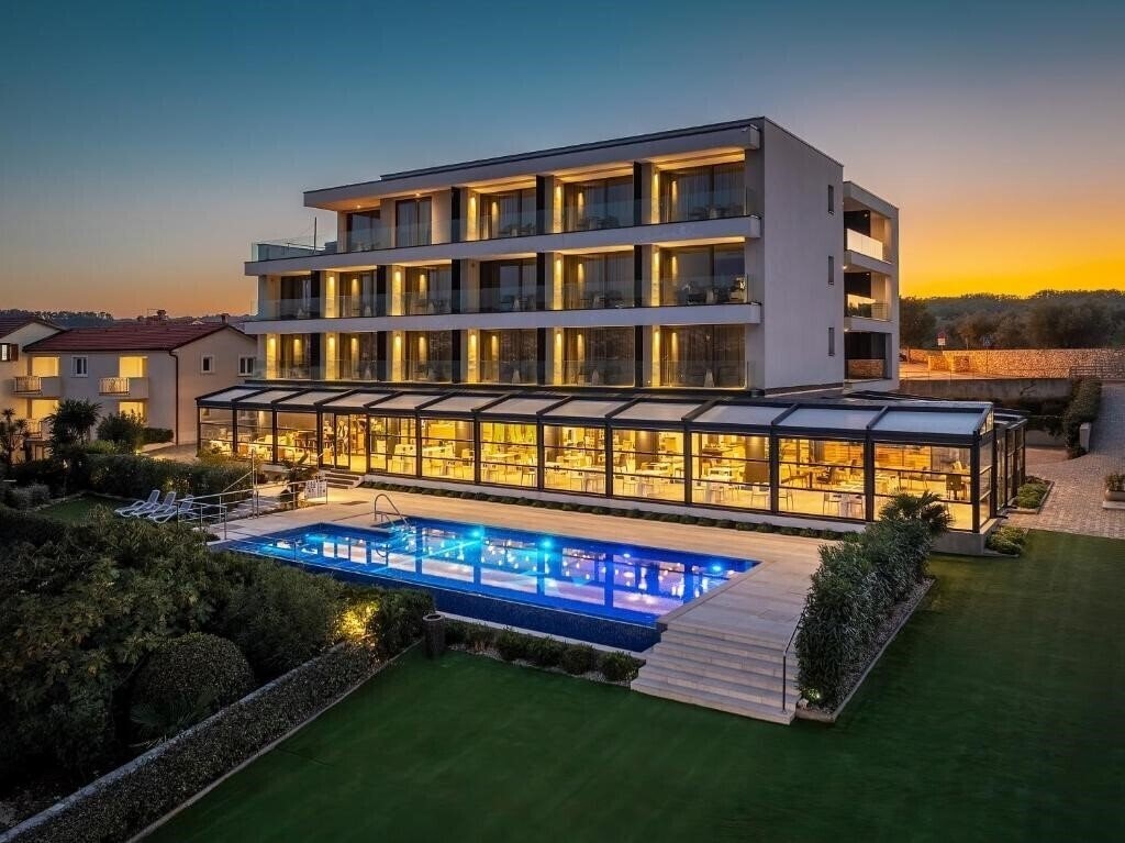 Фотографія Villa Margaret 4*