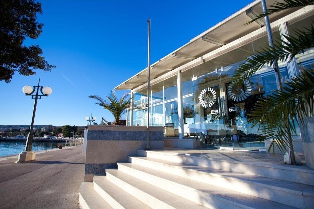 Готель Boutique Hotel Marina 4*