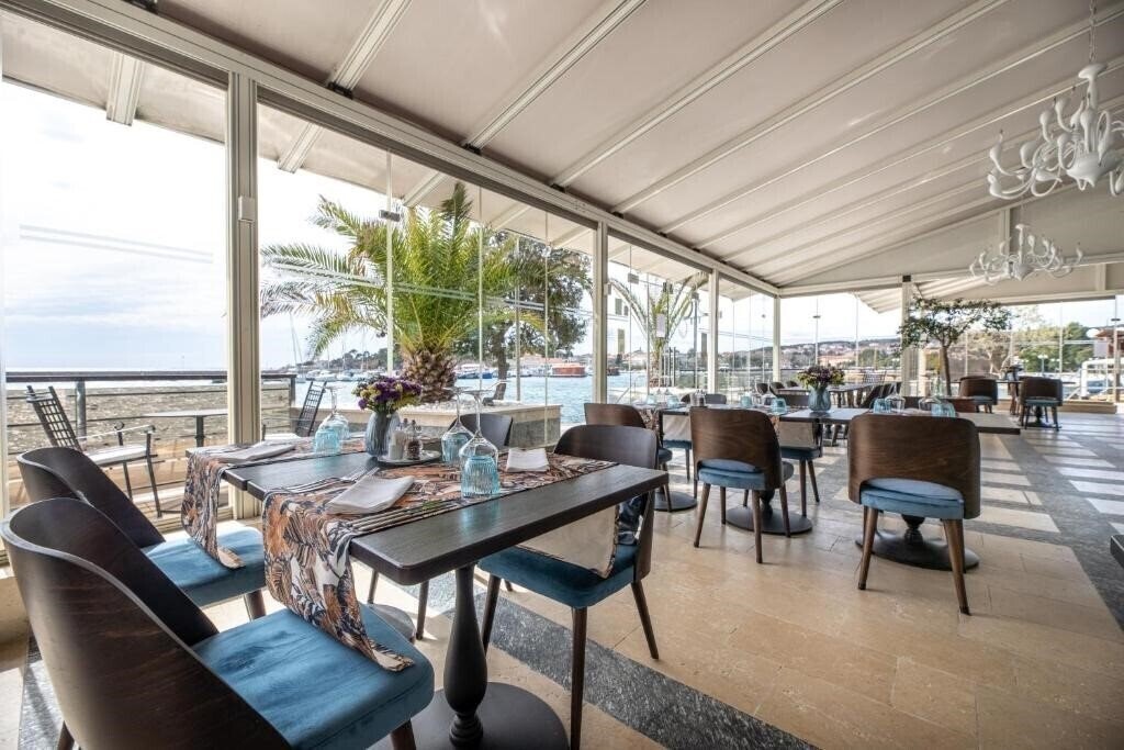 Фотографія Boutique Hotel Marina 4*