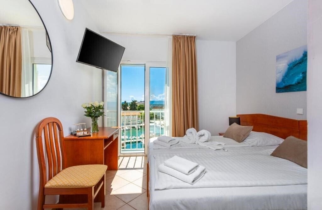 Картинка Hotel Adria 3*