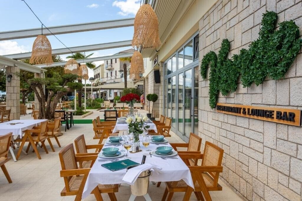 Готель Hotel Adria 3*