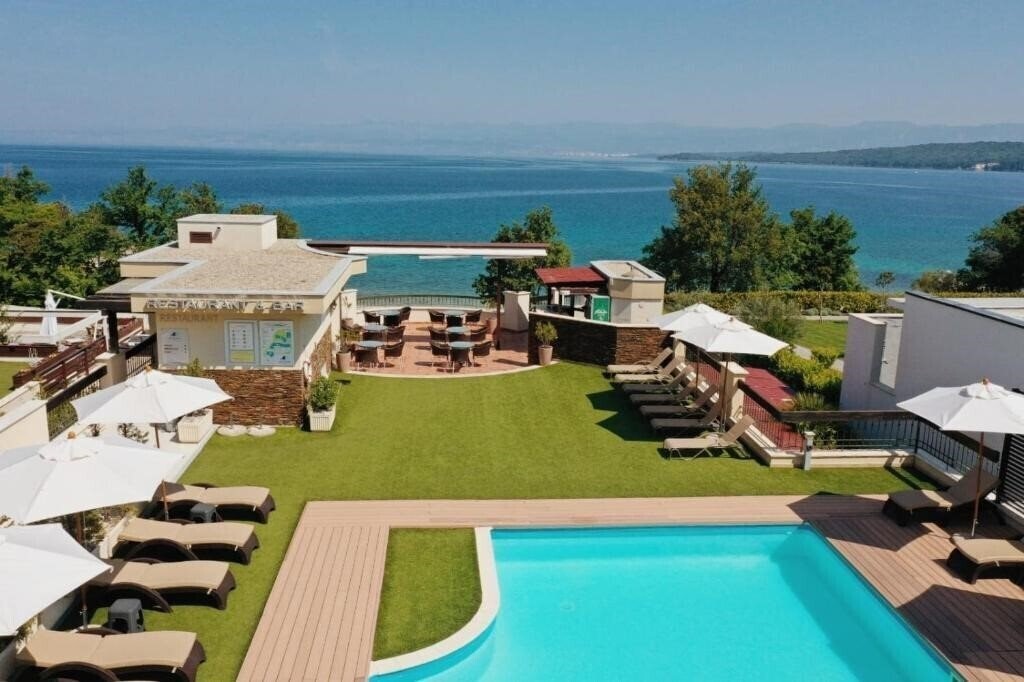 Изображение Blue Waves Resort 4*