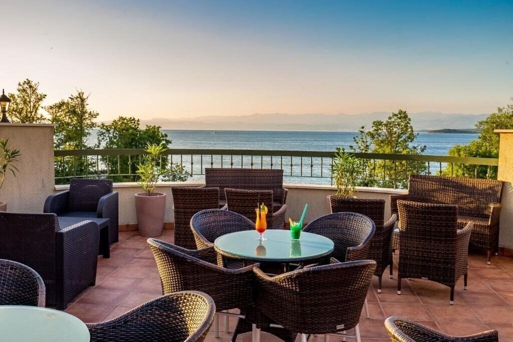 Картинка Blue Waves Resort 4*