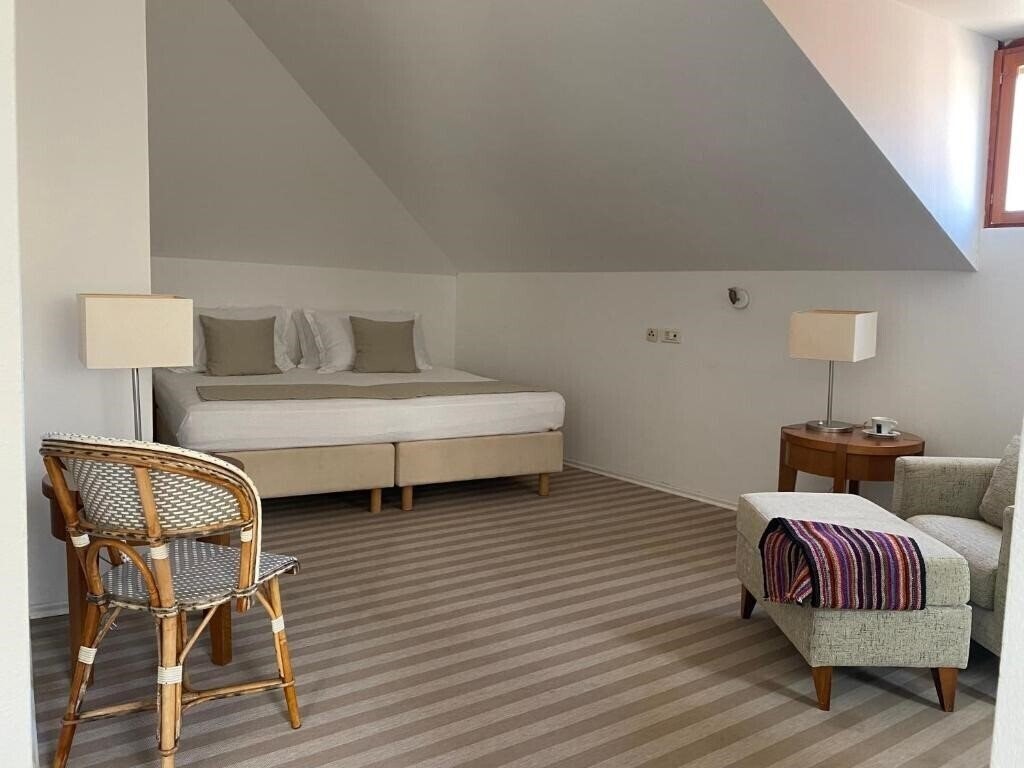 Фото Hotel Glavovic 3*