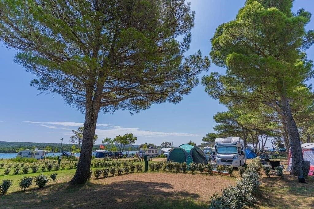 Фото Lopari Camping Resort 3*