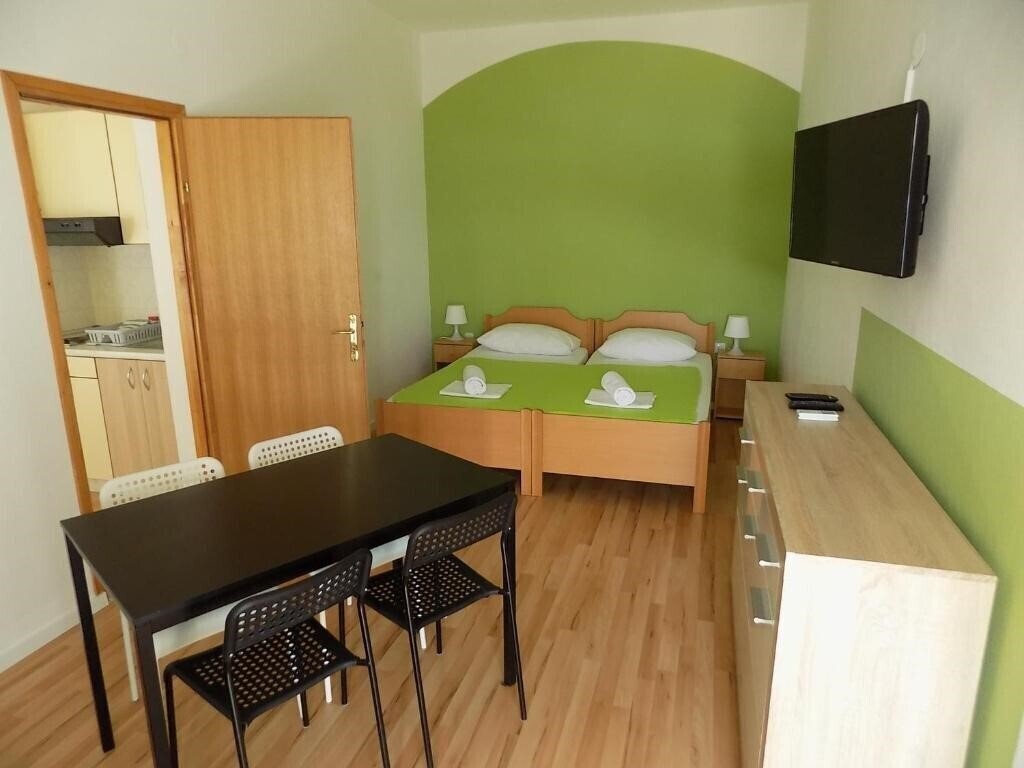Изображение Rooms & Apartments Galeb 2*