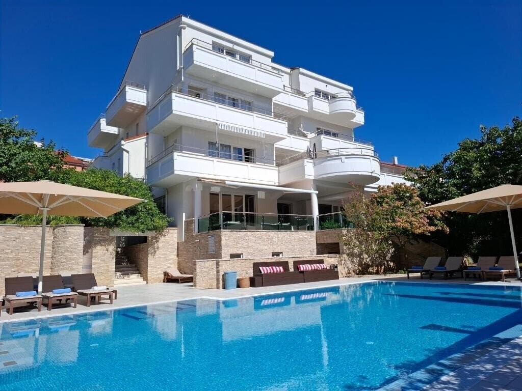 Готель House Novalia 4*