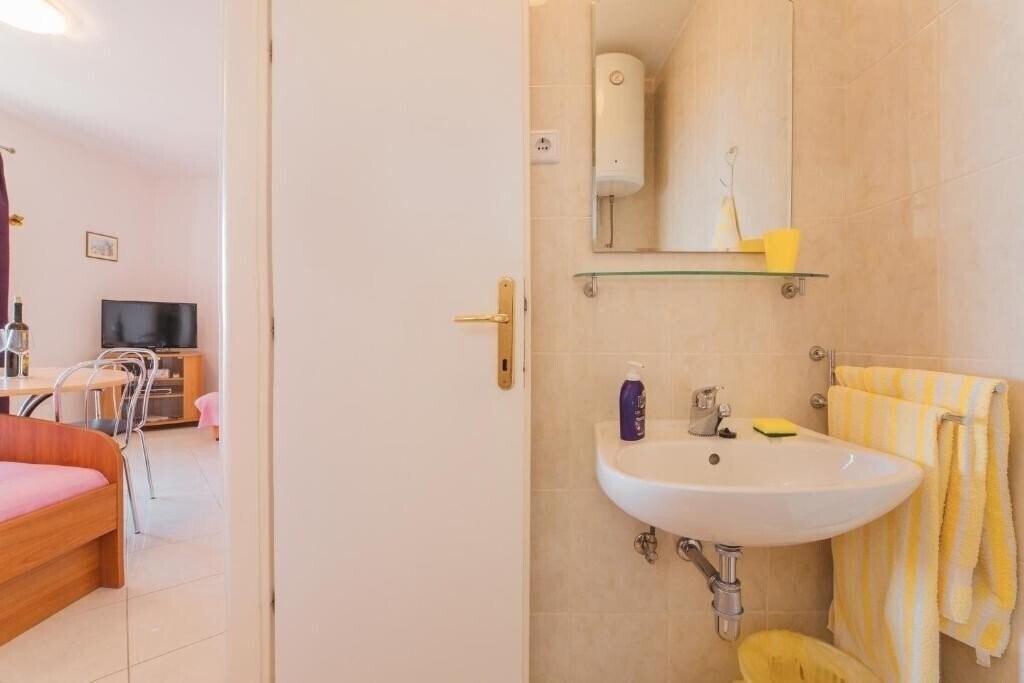Фотографія Apartments Dado 4*