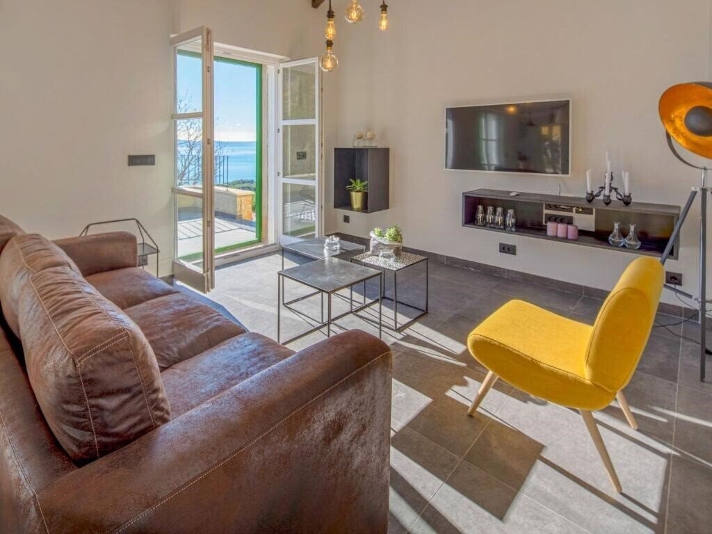 Картинка Villa 2m 3*