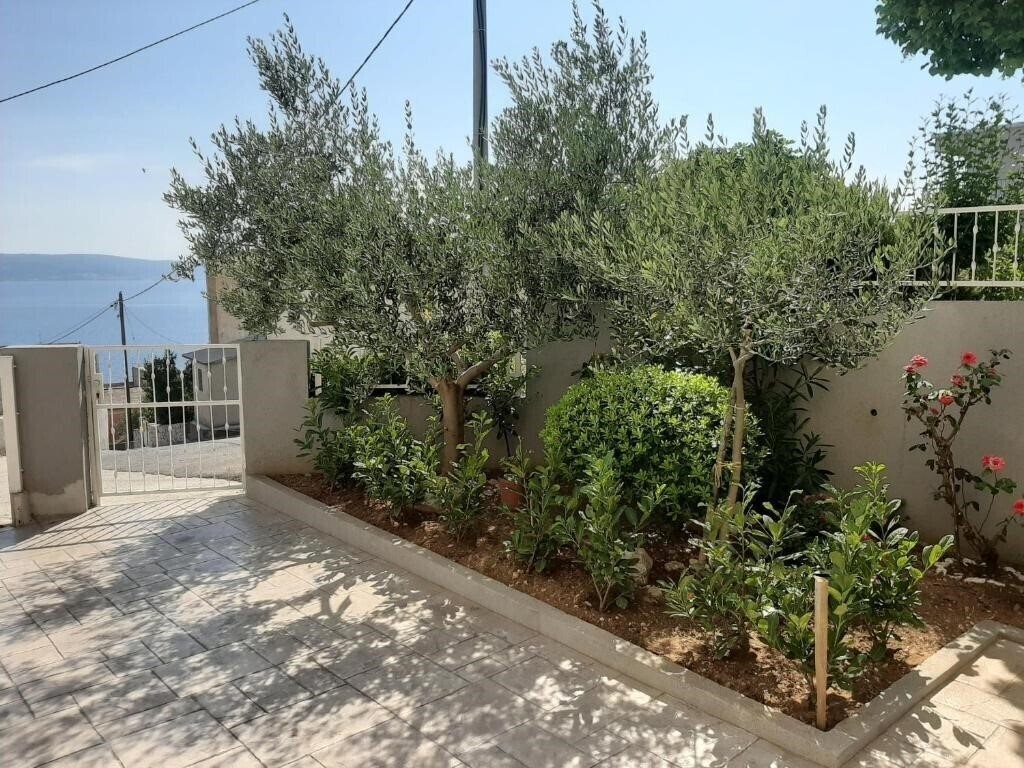 Картинка Apartments Ante Dugi Rat 4*