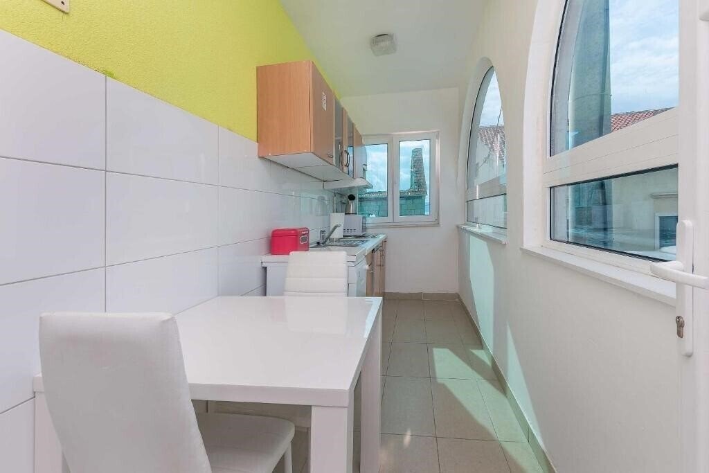Картинка App Road Star House 3*