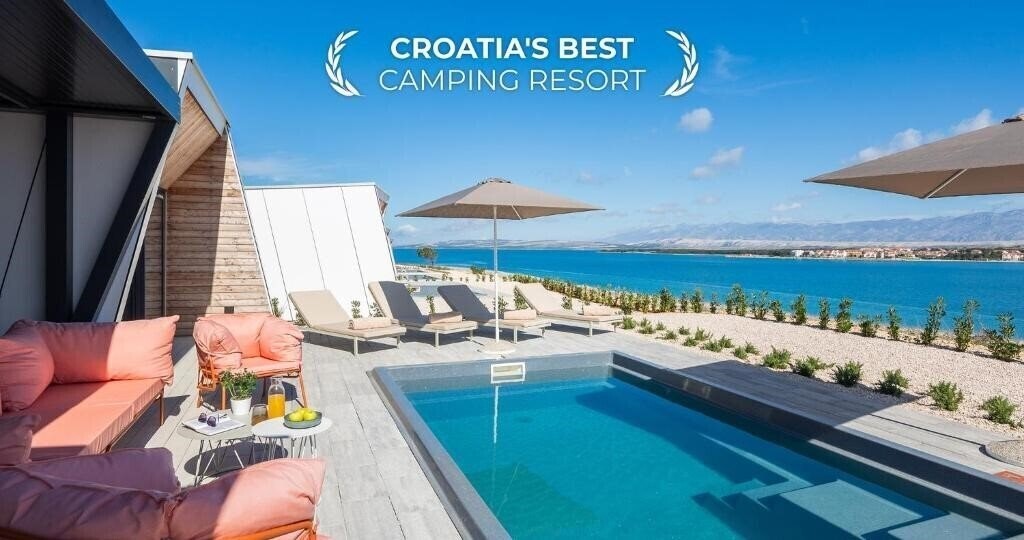 Отель Aminess Style Glamping & Holiday Homes Avalona 4*