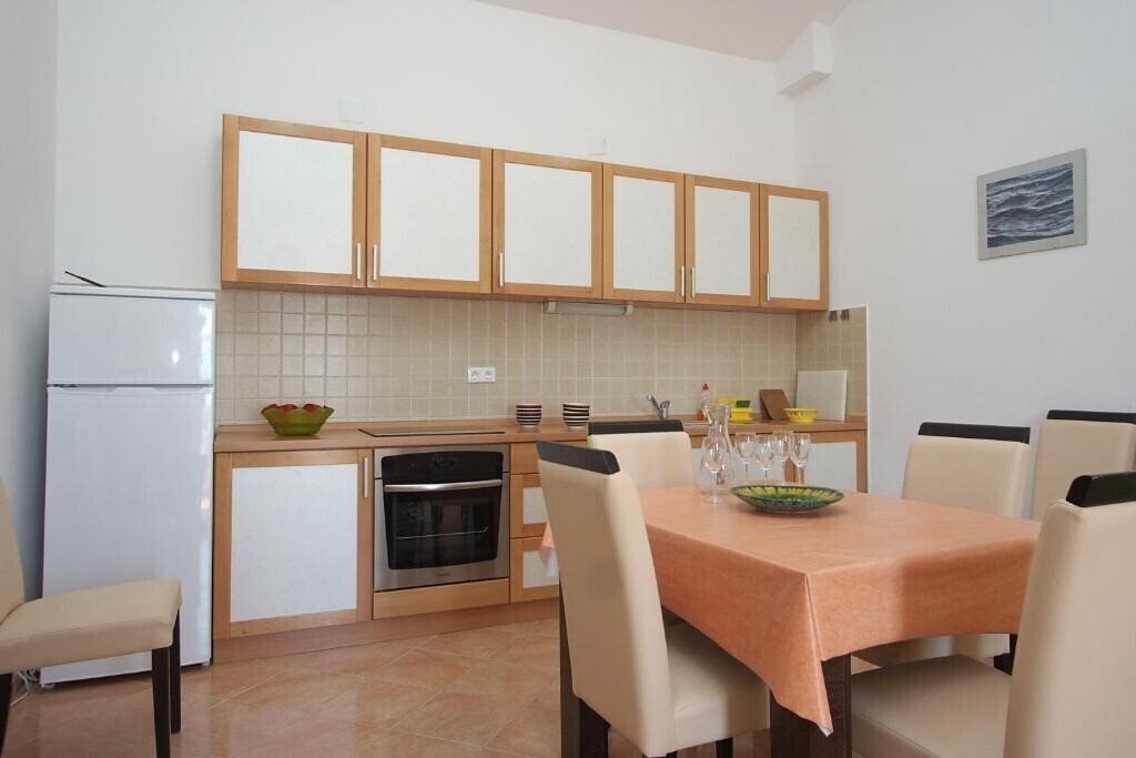 Отель Apartments Novalja 3*