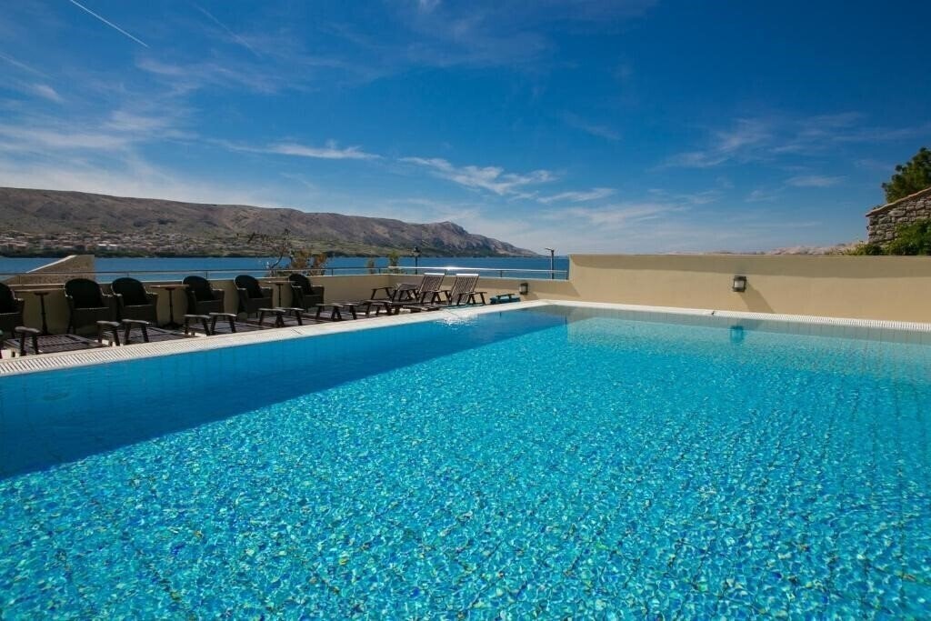 Фотография Hotel Meridijan 4*