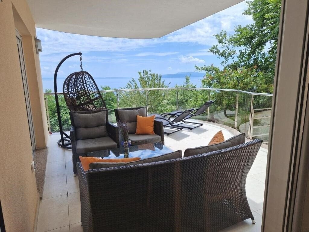 Отель Camelia Hotel 4*