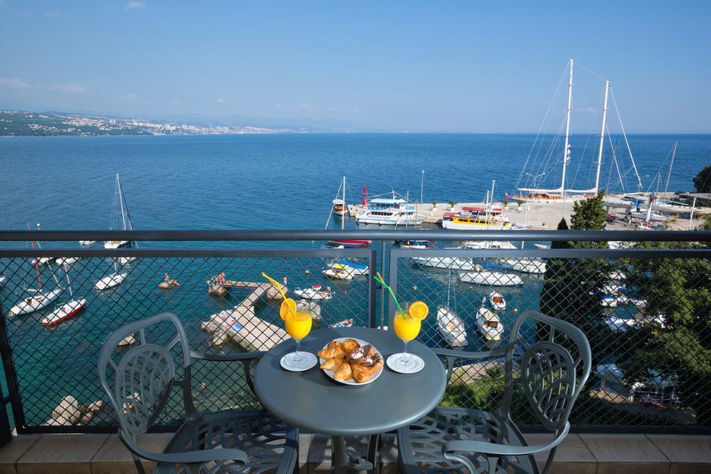 Отель Grand Hotel Opatijska Cvijeta 4*