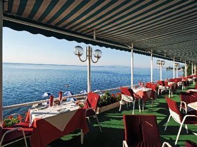 Отель Belvedere 2*