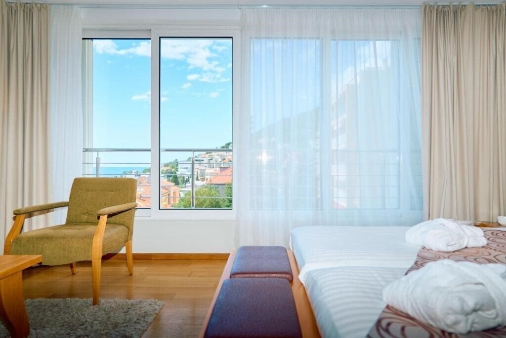 Фото Astoria Design 4*