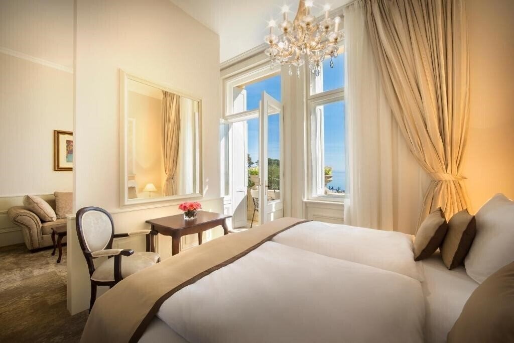 Фото Villa Amalia 4*