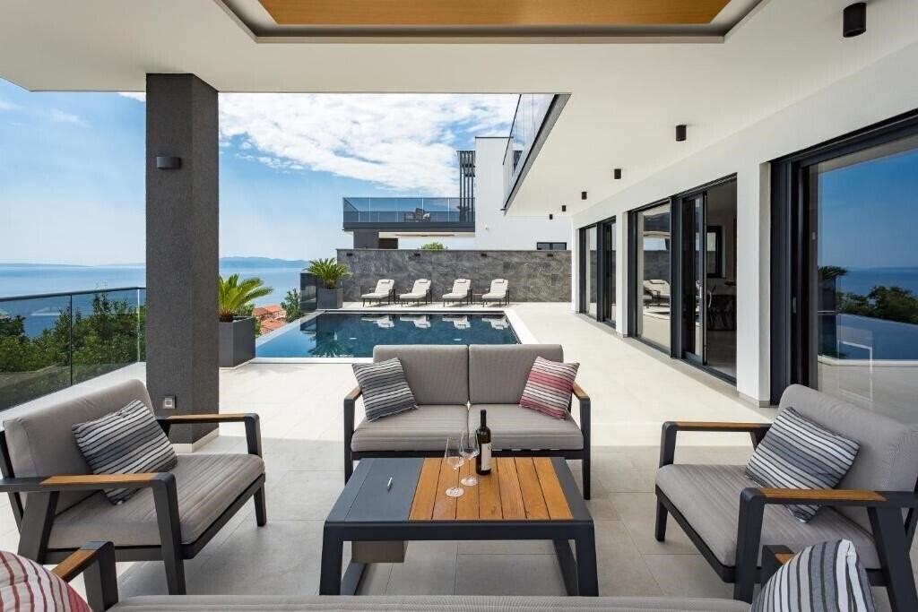 Зображення Villa Titanium 5*