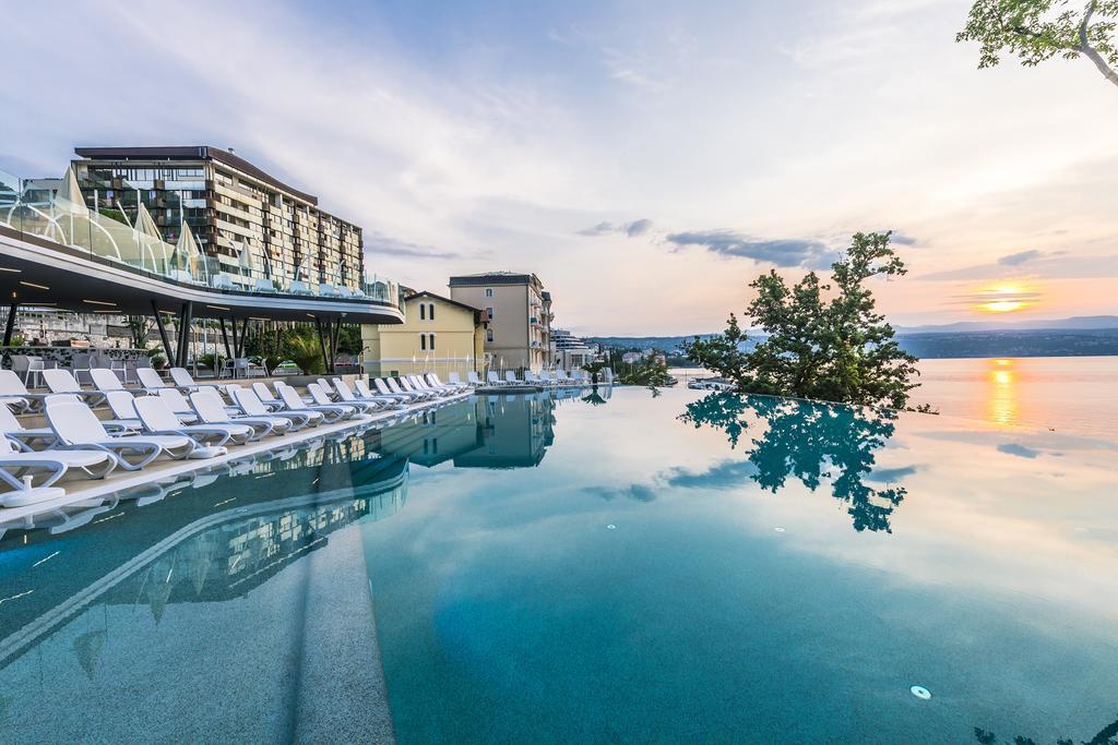 Отель Grand Hotel Adriatic 4*