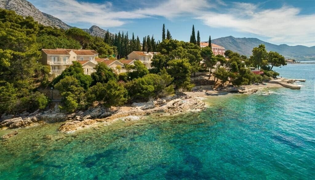 Отель Bellevue Maradiso Village by Aminess 4*