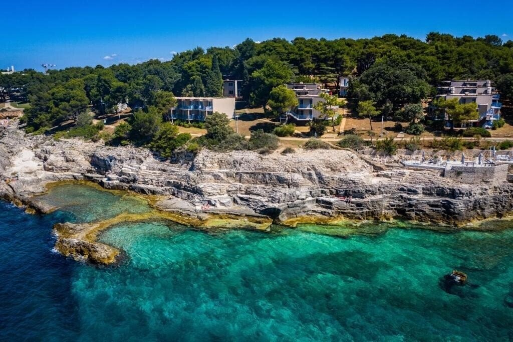 Отель Arena Verudela Beach 4*